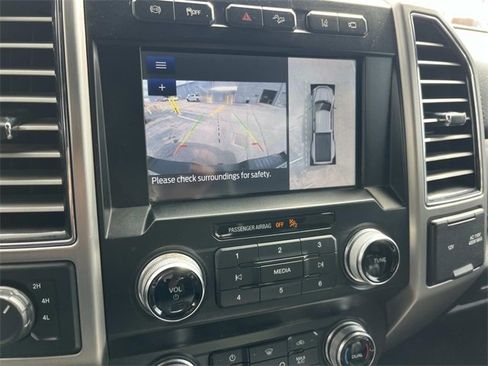 Used 2020 Ford F450 Platinum w/ FX4 Off-Road Package image 38