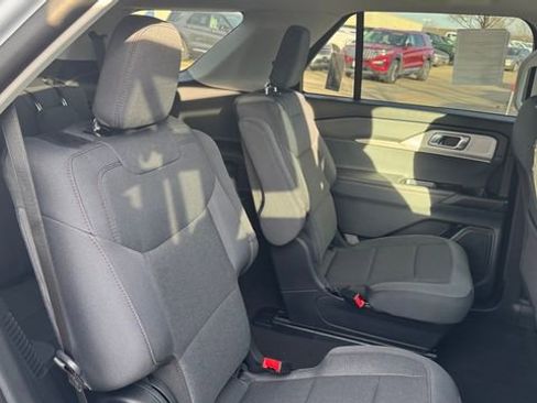 New 2026 Ford Explorer Active image 15