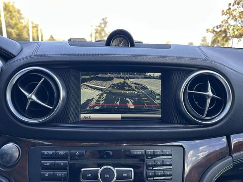 Used 2015 Mercedes-Benz SL 400 image 21