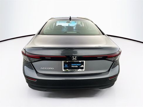 New 2025 Honda Accord SE image 4