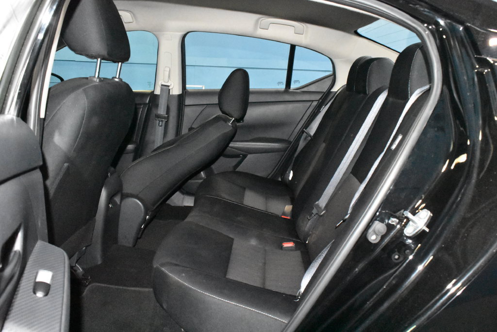 Used 2025 Nissan Sentra SV FWD image 19