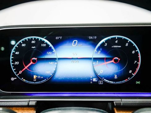 Used 2022 Mercedes-Benz GLE 350 image 24