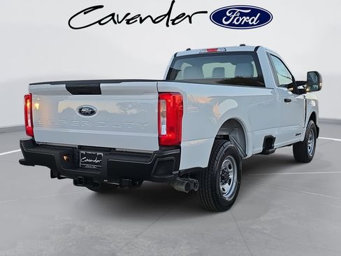 New 2026 Ford F250 XL w/ F-250 >10K GVWR Package RWD image 12