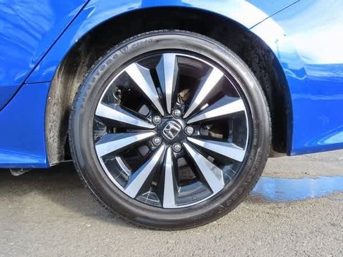 Certified 2023 Honda Civic EX image 8