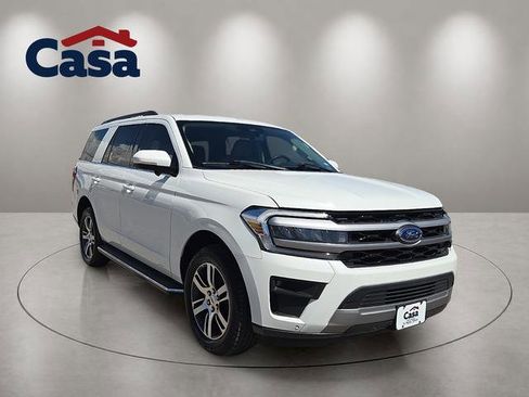 Used 2022 Ford Expedition XLT RWD image 4