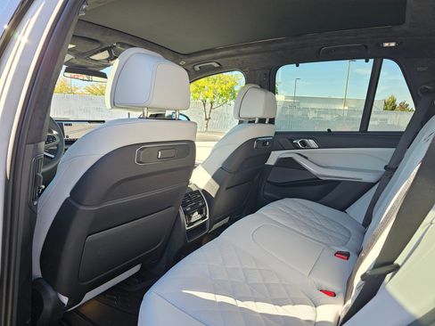 New 2026 BMW X5 xDrive40i w/ M Sport Package image 12