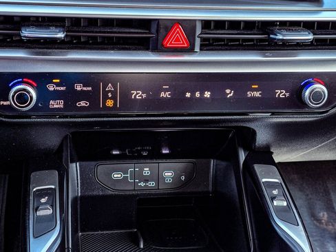 Used 2022 INFINITI QX50 Sensory w/ Cargo Package image 18