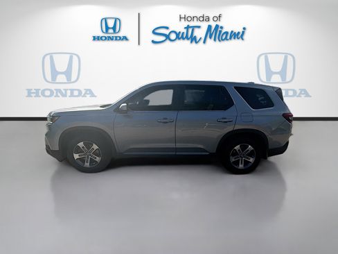 Certified 2023 Honda Pilot EX-L image 4