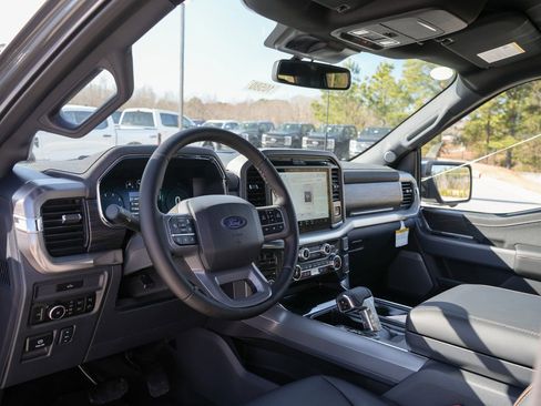 New 2026 Ford F150 Lariat w/ Equipment Group 501A Mid AWD/4WD image 13
