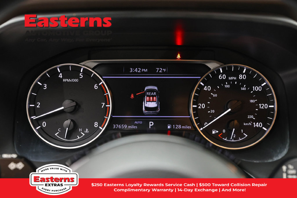 Used 2023 Nissan Rogue SV AWD/4WD image 22