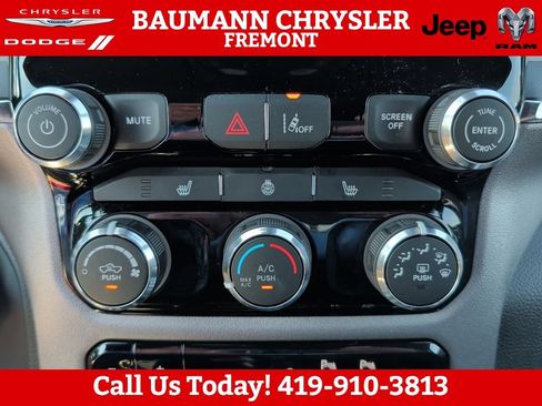 Used 2025 RAM 1500 Big Horn AWD/4WD image 33