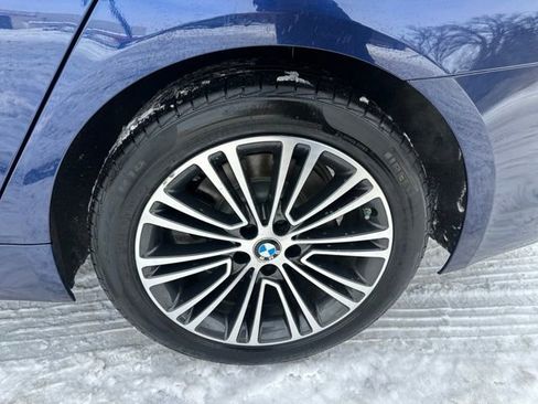 Used 2019 BMW 530i xDrive w/ Premium Package image 36