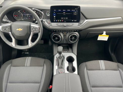 New 2026 Chevrolet Blazer LT w/ Convenience Package AWD/4WD image 10