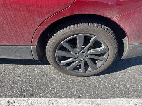 Used 2023 Chevrolet Equinox RS w/ RS Leather Package image 3