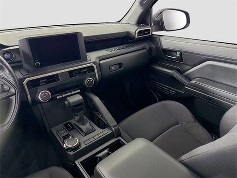 Certified 2025 Toyota Tacoma SR image 21