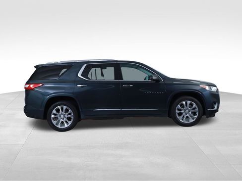 Used 2021 Chevrolet Traverse Premier image 13