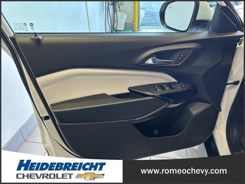 Used 2024 Chevrolet Trax LT w/ Driver Confidence Package FWD image 10