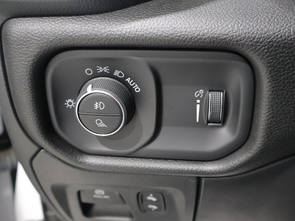 Certified 2023 RAM 1500 Big Horn AWD/4WD image 30