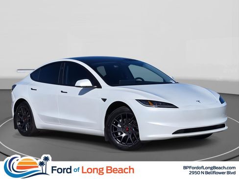 Used 2024 Tesla Model 3 Standard Range image 1