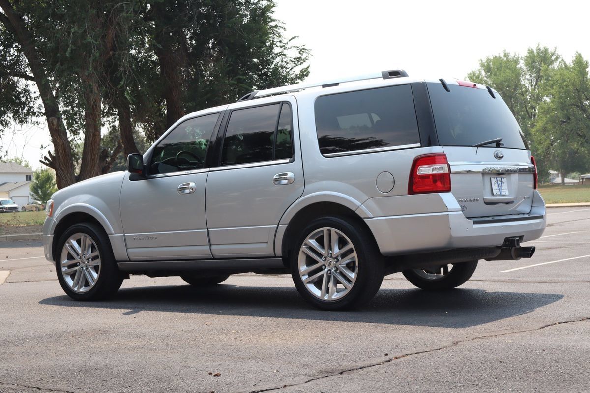 Used 2016 Ford Expedition Platinum AWD/4WD image 7