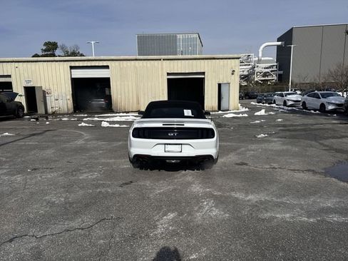 Used 2021 Ford Mustang GT Premium w/ Equipment Group 401A image 6