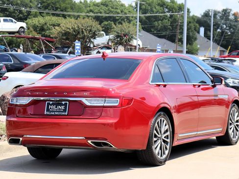 Used 2020 Lincoln Continental w/ Premium Package image 11