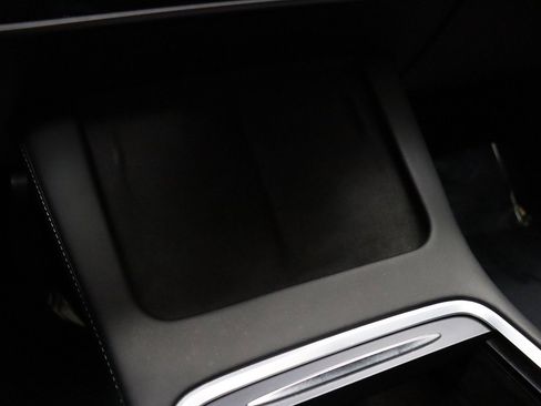 Used 2023 Tesla Model 3 Standard Range image 45