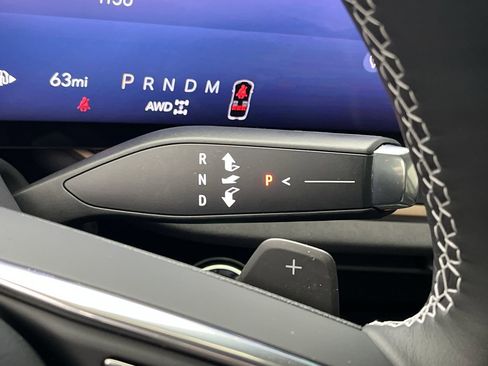 Certified 2025 Buick Envision Sport Touring image 28