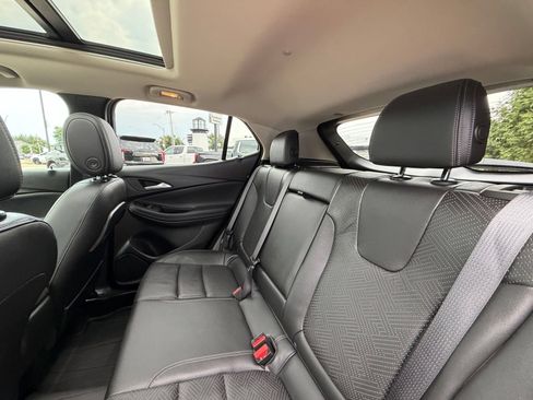 Used 2021 Buick Encore GX Essence w/ Experience Buick Package AWD/4WD image 25