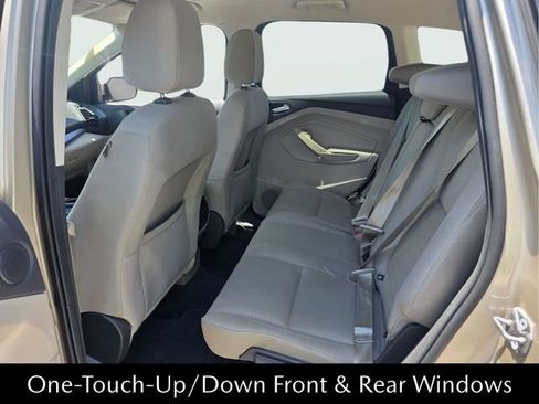 Used 2017 Ford Escape SE w/ Equipment Group 201A FWD image 13