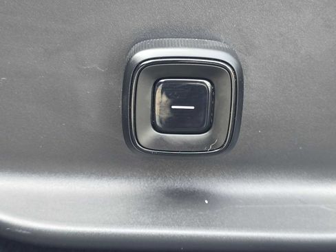Certified 2025 Volvo EX30 Plus w/ Climate Package AWD/4WD image 22