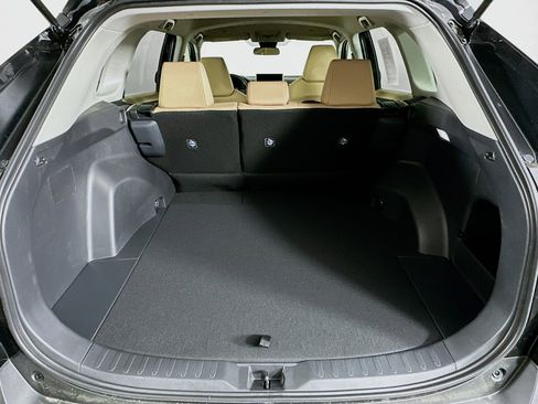 Used 2025 Toyota RAV4 LE image 28