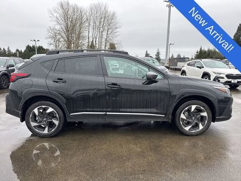 Used 2025 Subaru Crosstrek 2.5i Limited w/ Crosstrek Mirror Package image 8