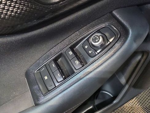 Used 2023 Subaru Outback Premium AWD/4WD image 15
