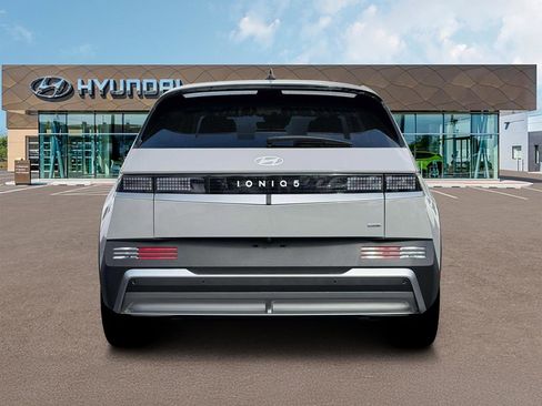 New 2026 Hyundai Ioniq 5 SE AWD/4WD image 6