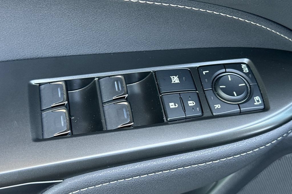 Used 2025 Lexus NX 350h AWD w/ Accessory Package (2T) image 12