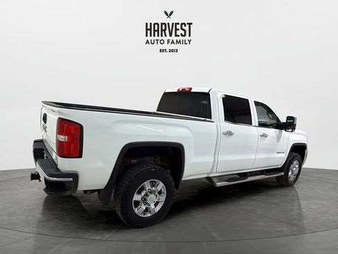 Used 2019 GMC Sierra 2500 SLT w/ Duramax Plus Package AWD/4WD image 7