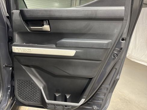 Used 2024 Toyota Tacoma TRD Off-Road image 11