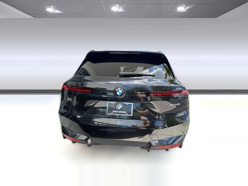 Used 2026 BMW iX xDrive60 w/ Premium Package AWD/4WD image 10