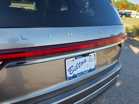 Used 2020 Lincoln Aviator Reserve w/ Elements Package Plus image 17