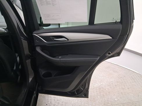 Used 2025 BMW X4 xDrive30i image 30