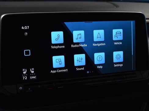 Used 2024 Volkswagen Atlas SEL Premium R-Line image 11