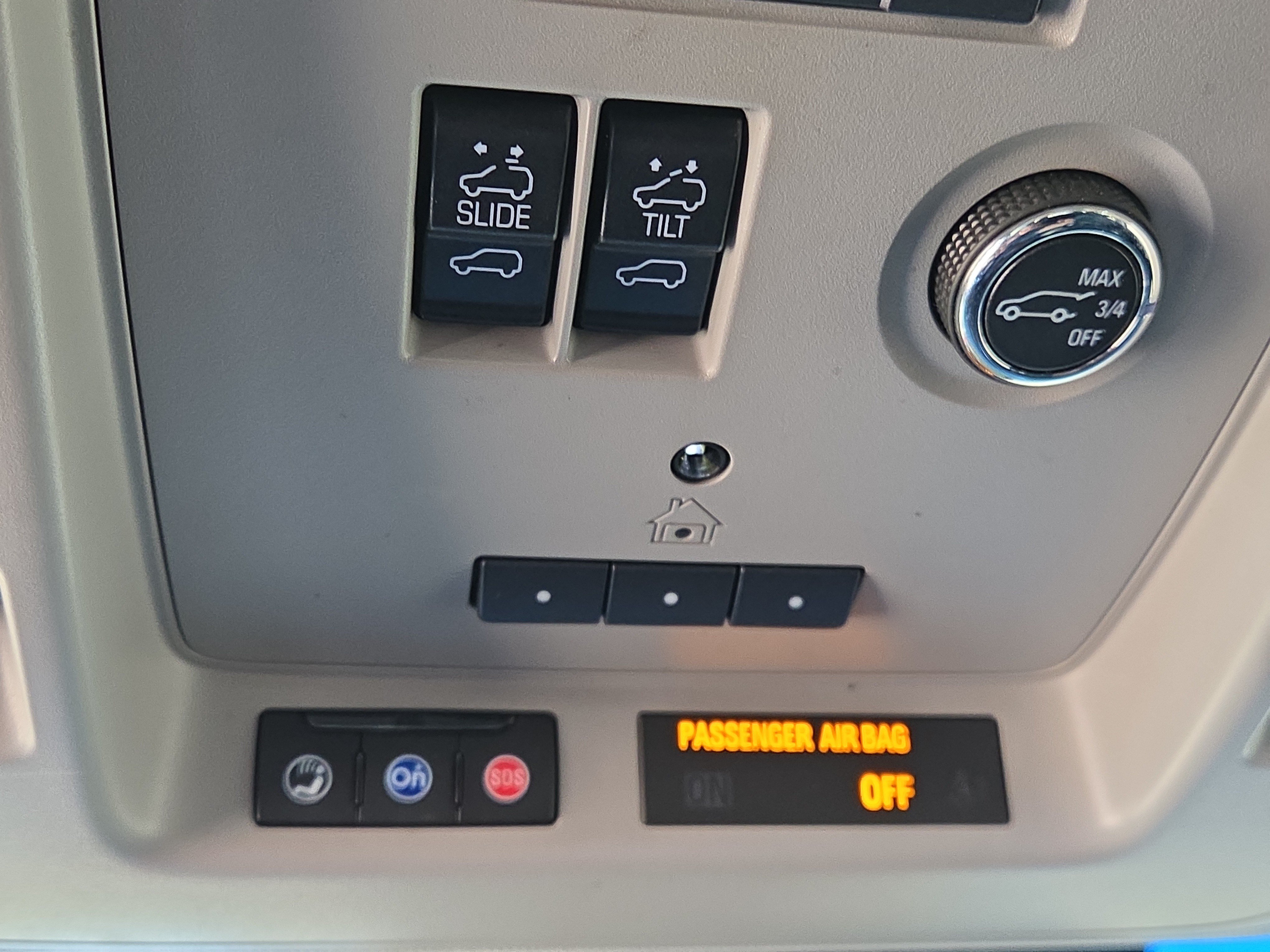 Used 2018 Cadillac Escalade Premium Luxury AWD/4WD image 28