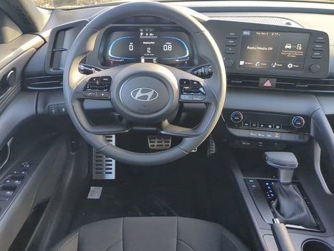 Used 2026 Hyundai Elantra Sport FWD image 14
