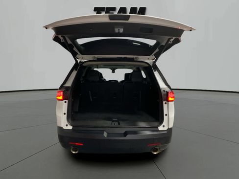 Used 2019 Chevrolet Traverse RS image 6