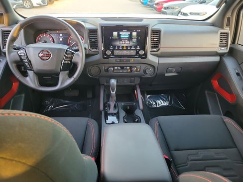 Used 2024 Nissan Frontier Pro-X w/ Technology Package image 16