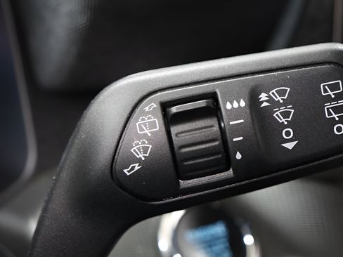 Used 2025 Ford Explorer ST-Line w/ ST-Line Street Pack AWD/4WD image 14