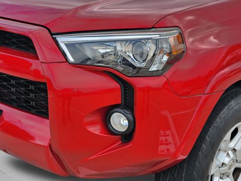 Used 2019 Toyota 4Runner SR5 Premium AWD/4WD image 34