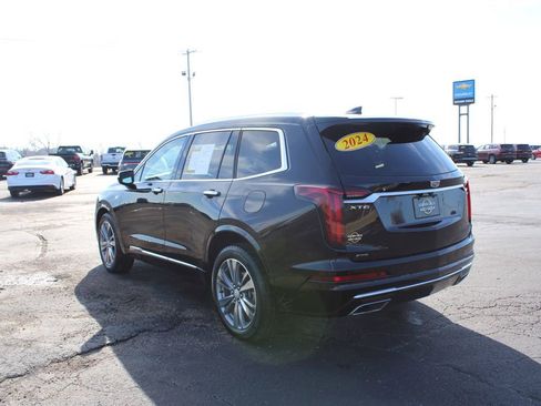 Used 2024 Cadillac XT6 Premium Luxury image 8