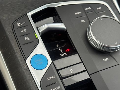 Certified 2023 BMW i4 eDrive35 w/ Premium Package RWD image 18